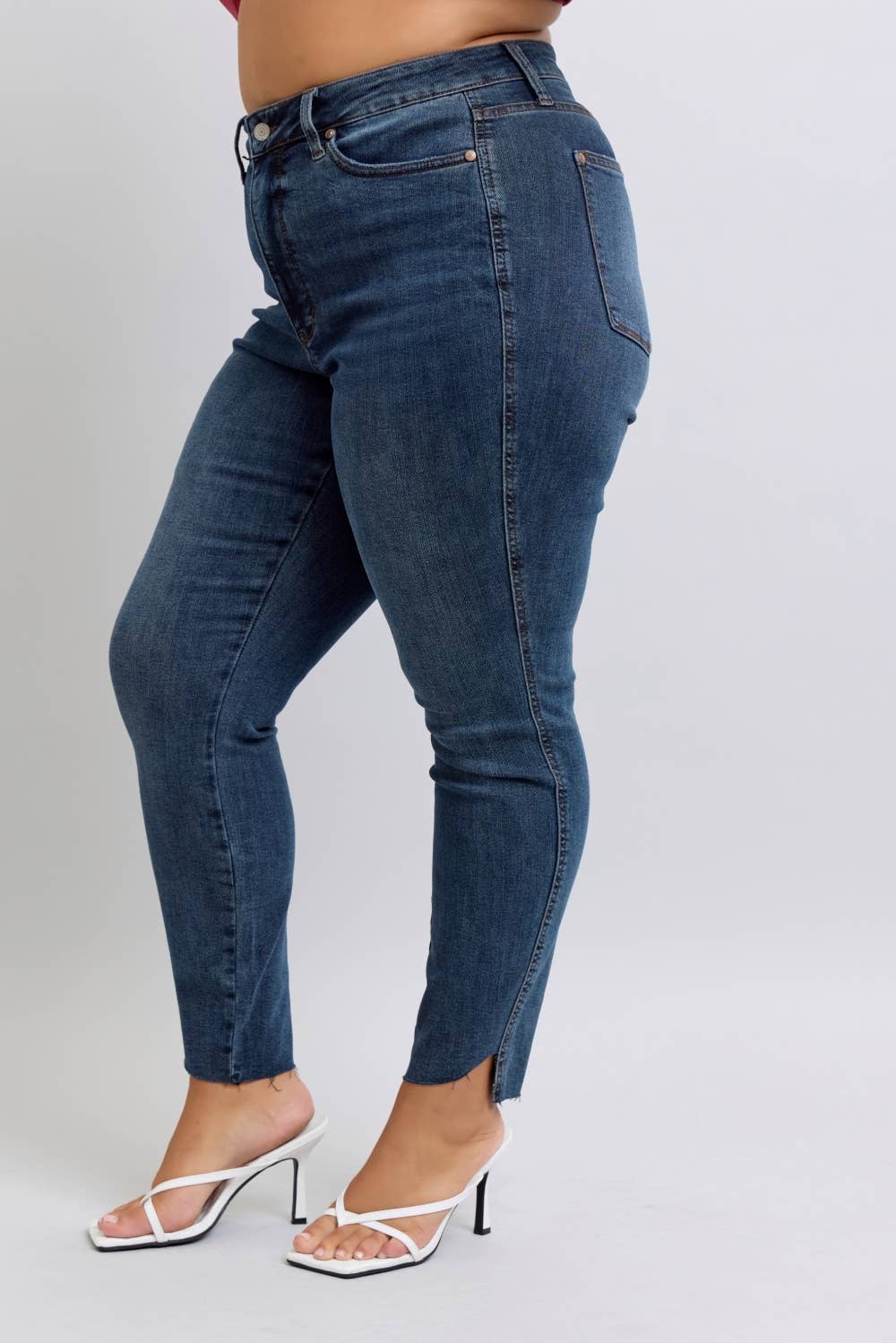 Judy Blue Plus Size High Waisted Tummy Control Step Hem Skinny Jeans