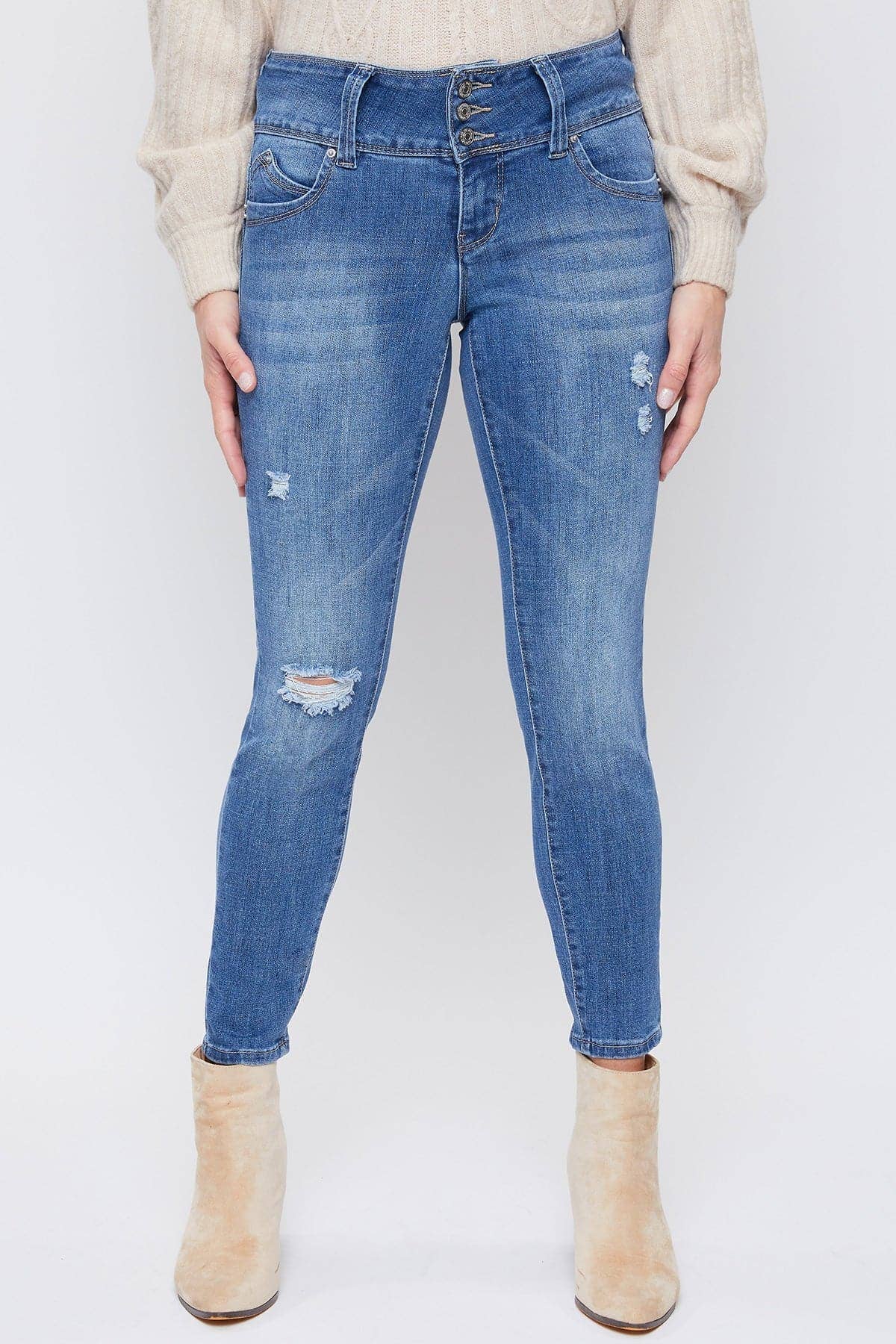 Petite WannaBettaButt Mid-Rise 3-Button Skinny Jeans
