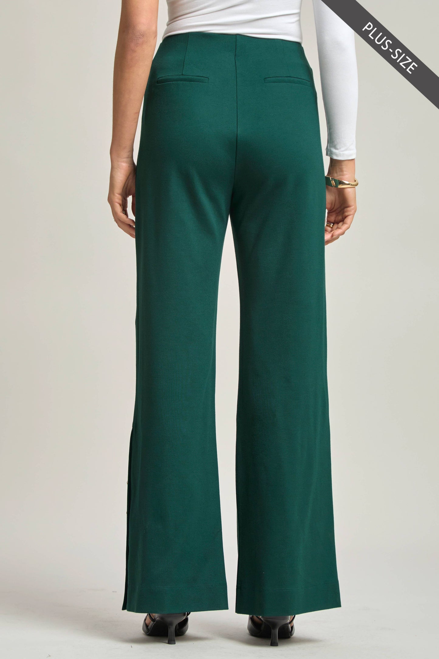 PLUS SIZE Magic Gala Button-Hem Pants