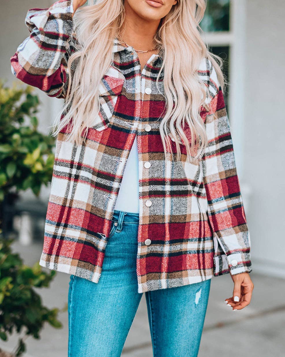 Plaid Oversized Shacket with Button Front & Large Pockets – Cozy Chic Layering Piece