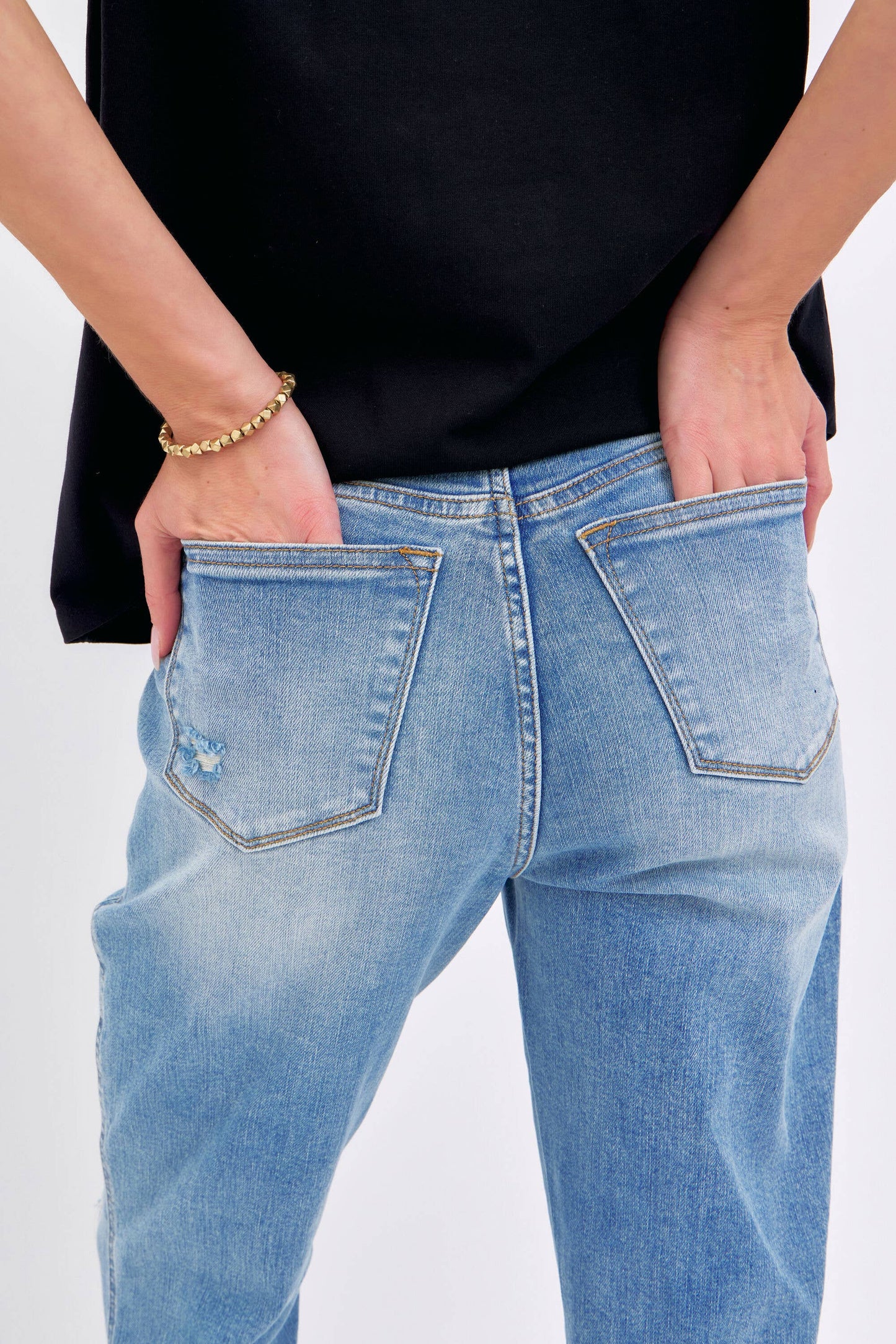 Judy Blue Plus Size High Waisted Distressed Boyfriend Jeans with Patch Pockets