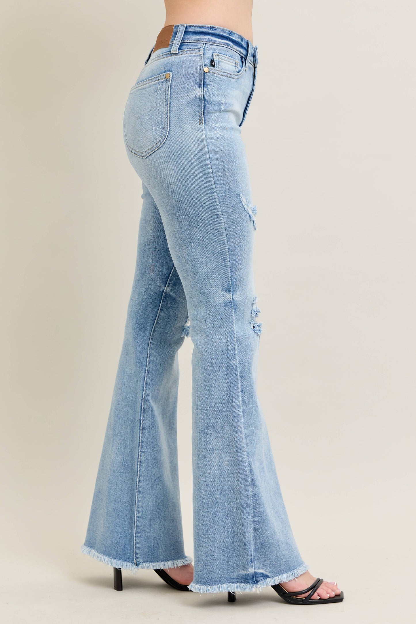 Judy Blue High Waisted Light Wash Flare Jeans with Shield Pockets