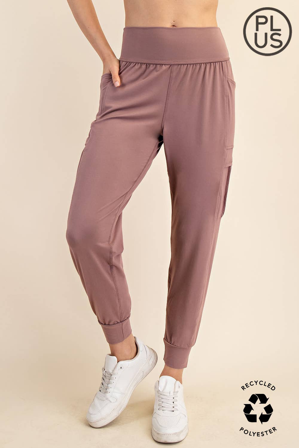 BUTTER JOGGER WITH SIDE POCKETS - PLUS SIZE