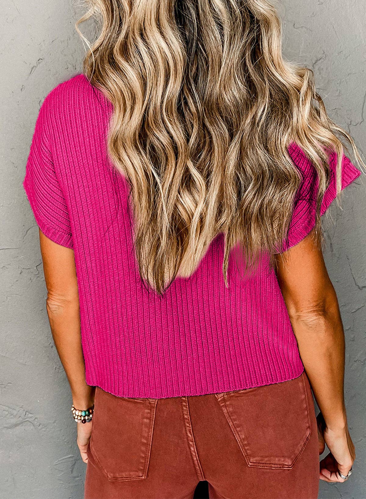 Ribbed Knit Short Sleeve Sweater with Patch Pocket