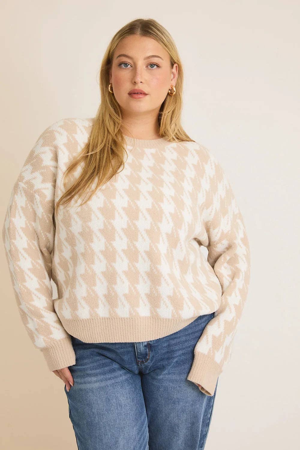 Plus Size Houndstooth Sweater
