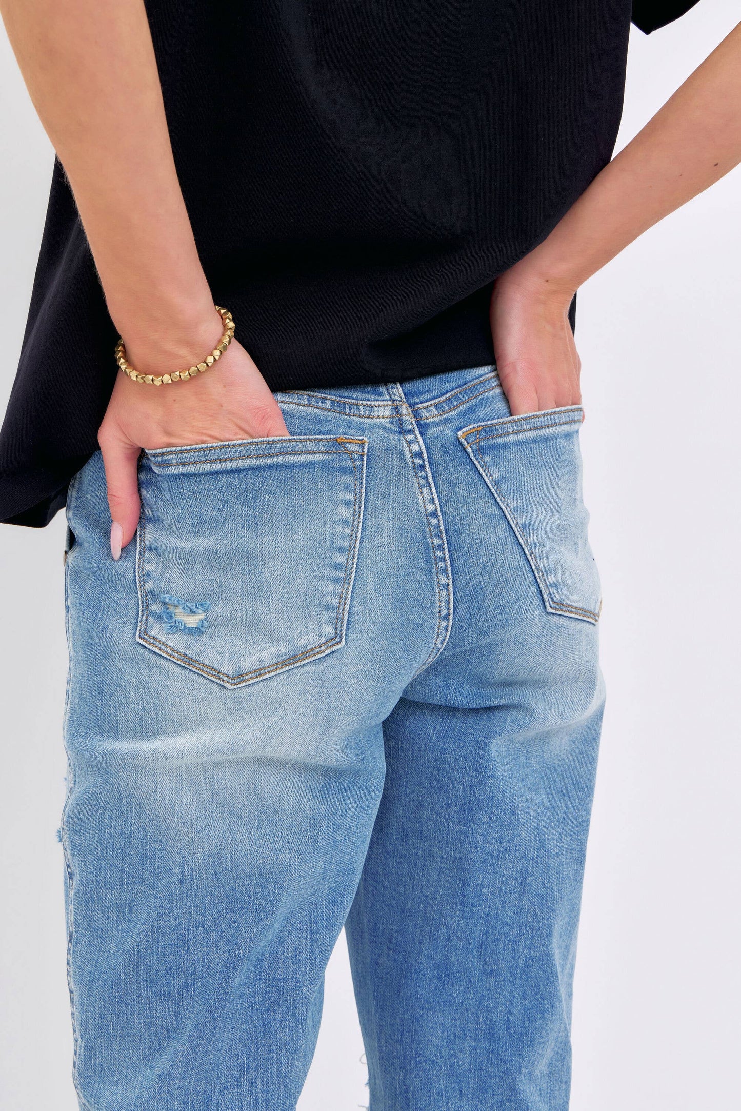 Judy Blue Plus Size High Waisted Distressed Boyfriend Jeans with Patch Pockets
