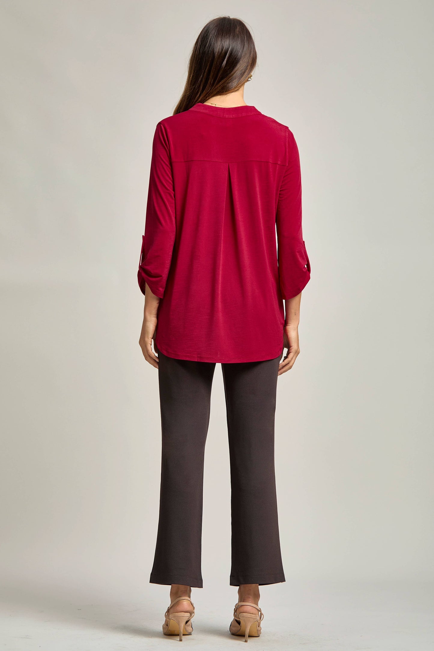 Signature Lizzy Top – Wrinkle-Free Travel Blouse with Mandarin Collar