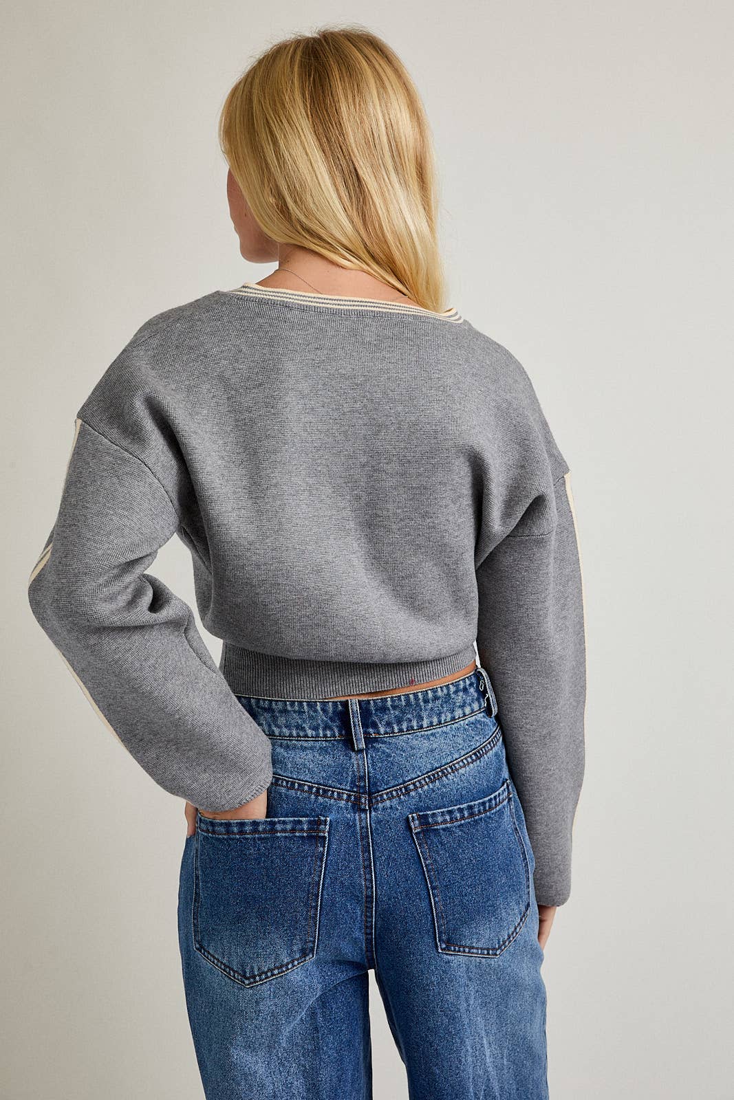 V-NECK STRIPED CONTRAST WAISTED RIB SWEATER