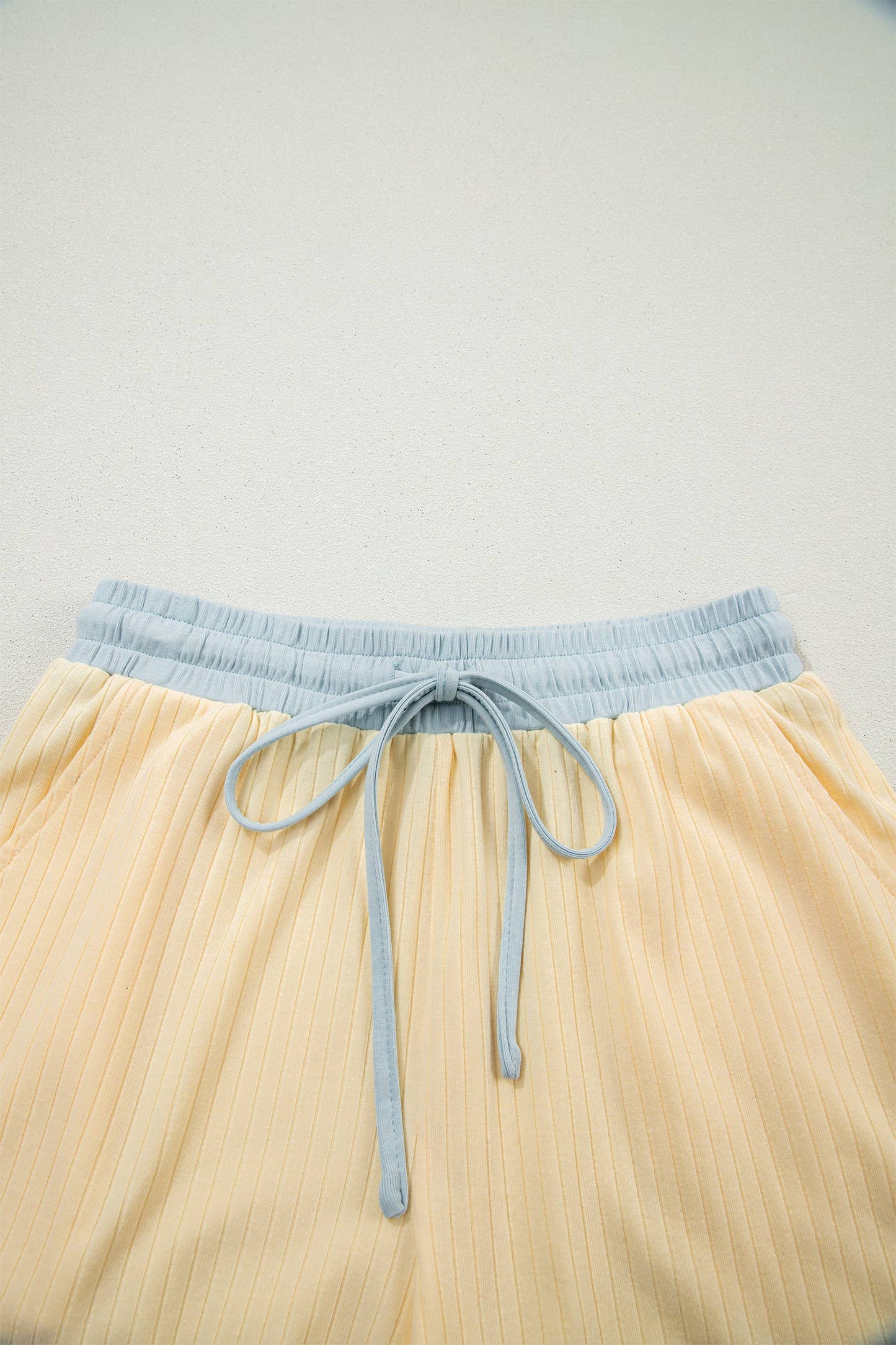 Casual Ribbed Colorblock Trim 2pcs Shorts Set