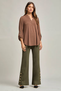 Signature Lizzy Top – Wrinkle-Free Travel Blouse with Mandarin Collar