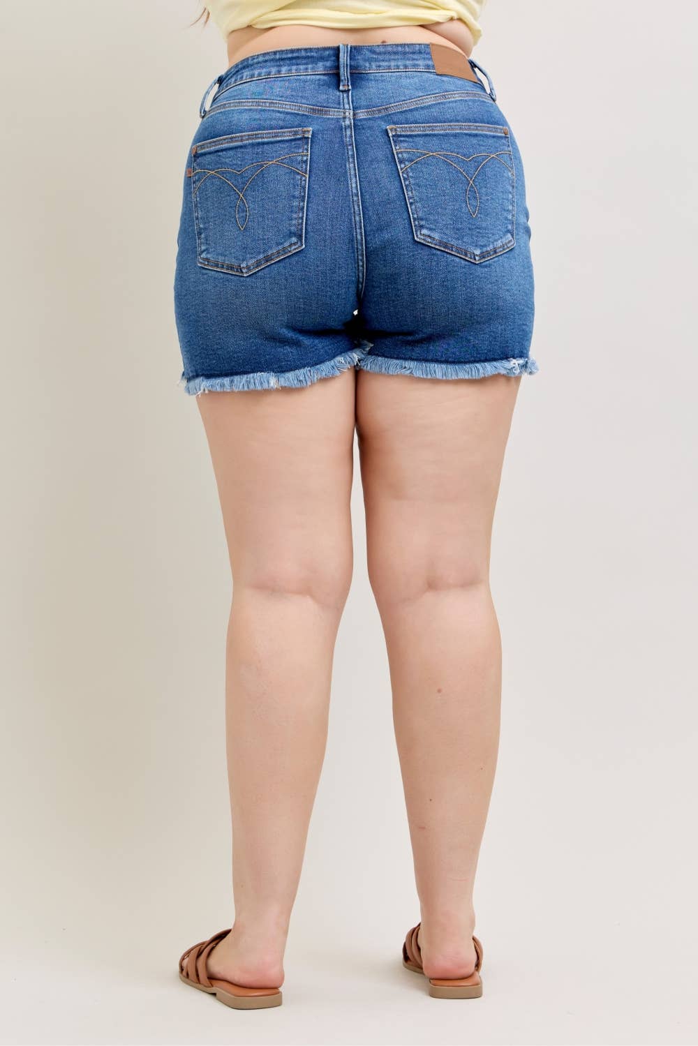 HW Slim Short - PLUS