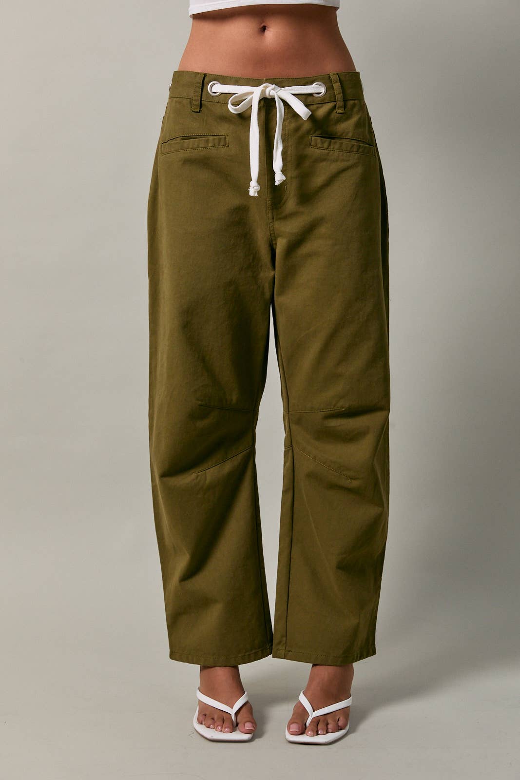 HIGH-RISE EYELET DETAIL BARREL PANTS