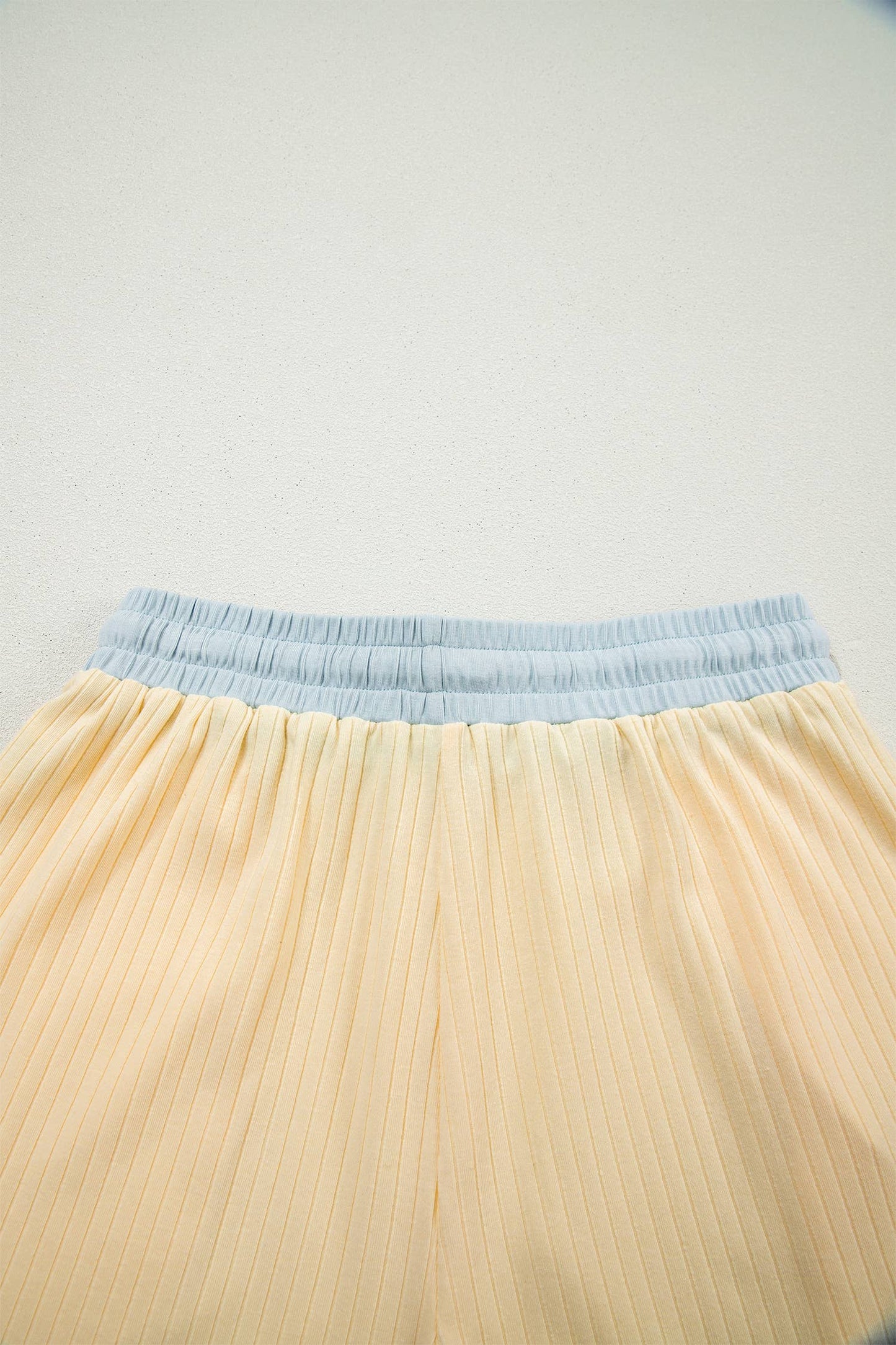 Casual Ribbed Colorblock Trim 2pcs Shorts Set