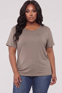Basic Short Sleeve T-shirt - Plus Size