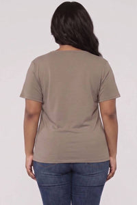 Basic Short Sleeve T-shirt - Plus Size