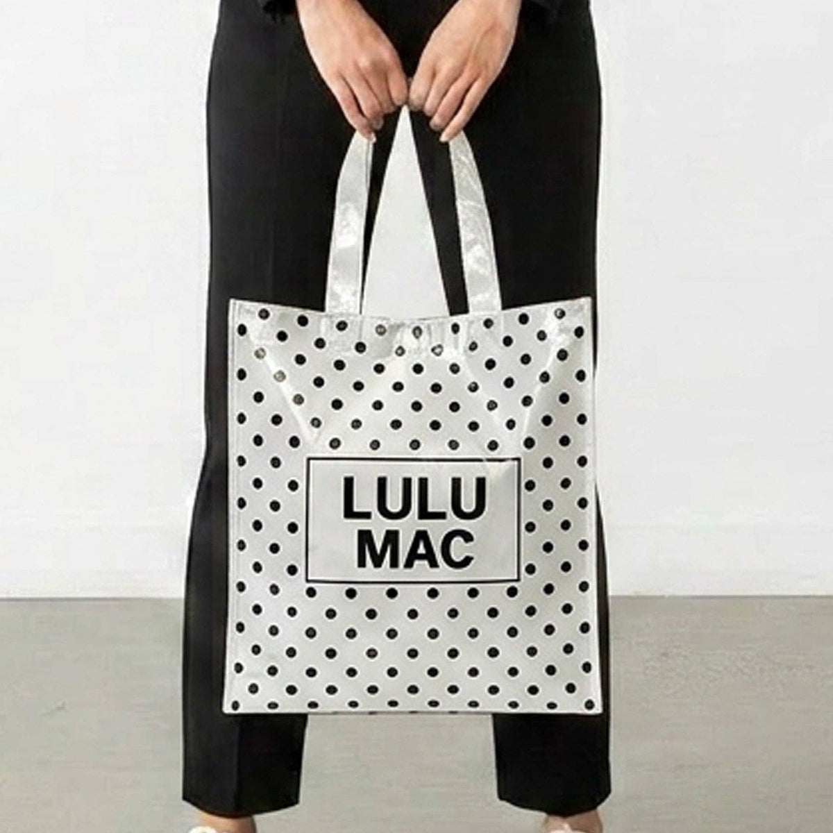 Lulu Mac REUSABLE TOTE-WHITE BLACK DOTS