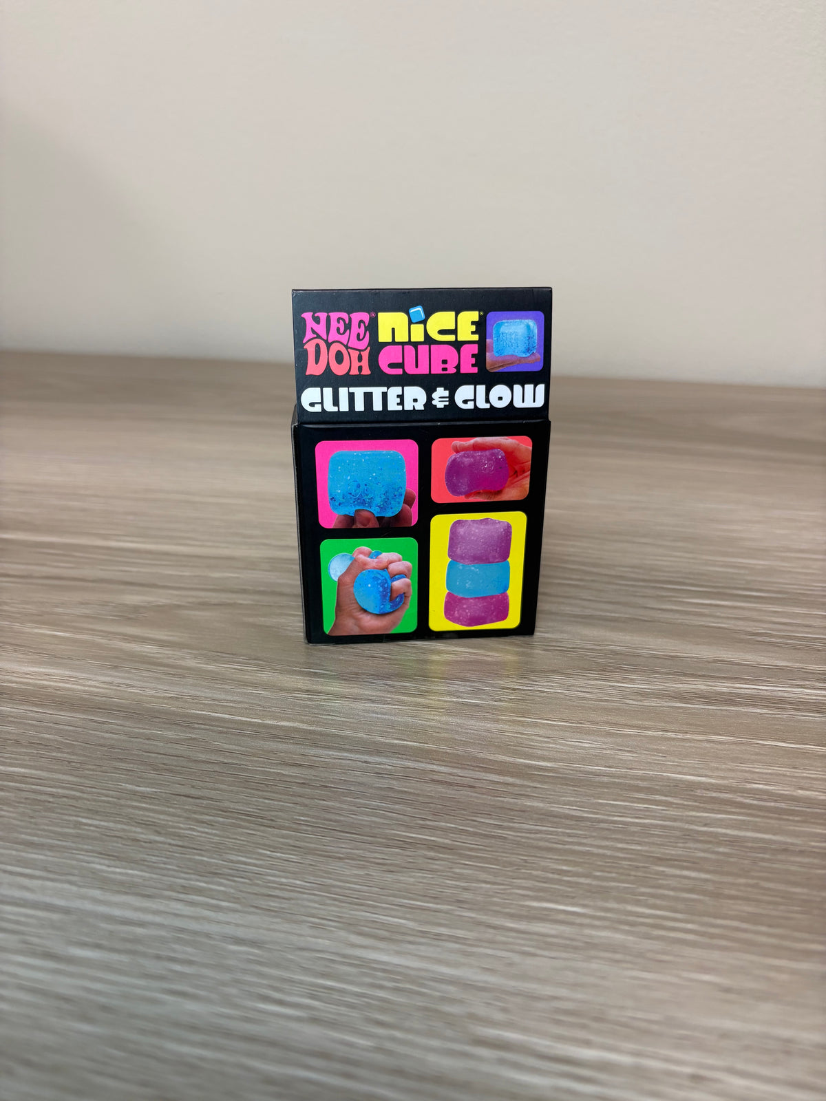NeeDoh Nice Cube Glitter & Glow