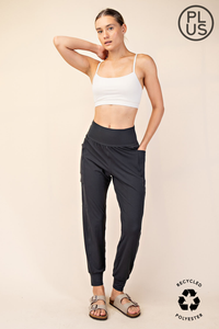 BUTTER JOGGER WITH SIDE POCKETS - PLUS SIZE