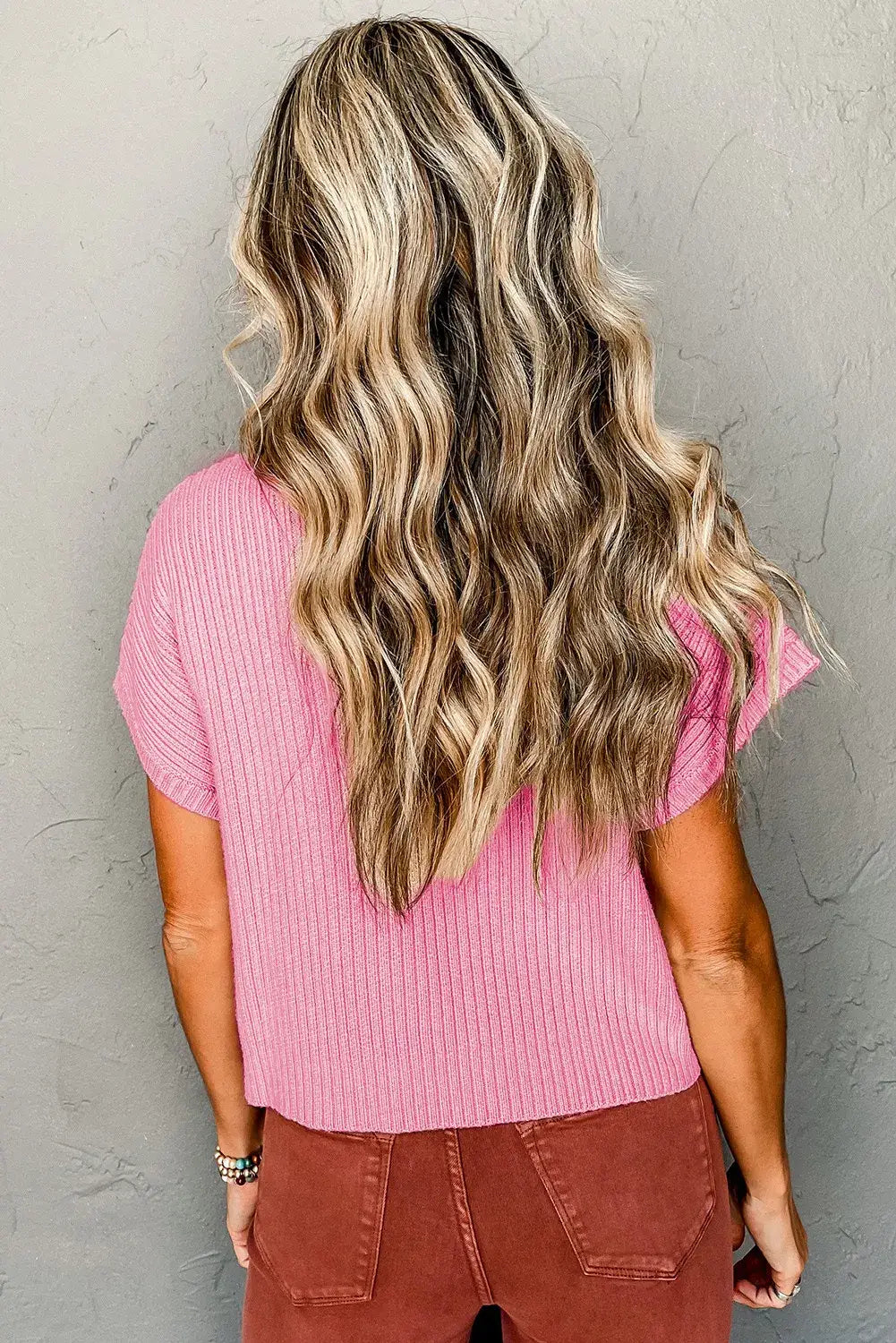 Ribbed Knit Short Sleeve Top with Pocket – Cozy & Stylish Everyday Wear