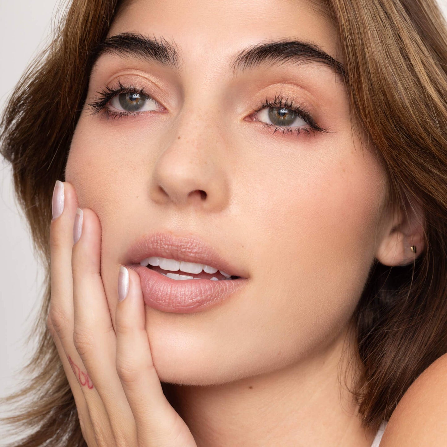 Charlie Nude Lip Tint – Cool-Toned, Sheer & Sweet Mint Hydration