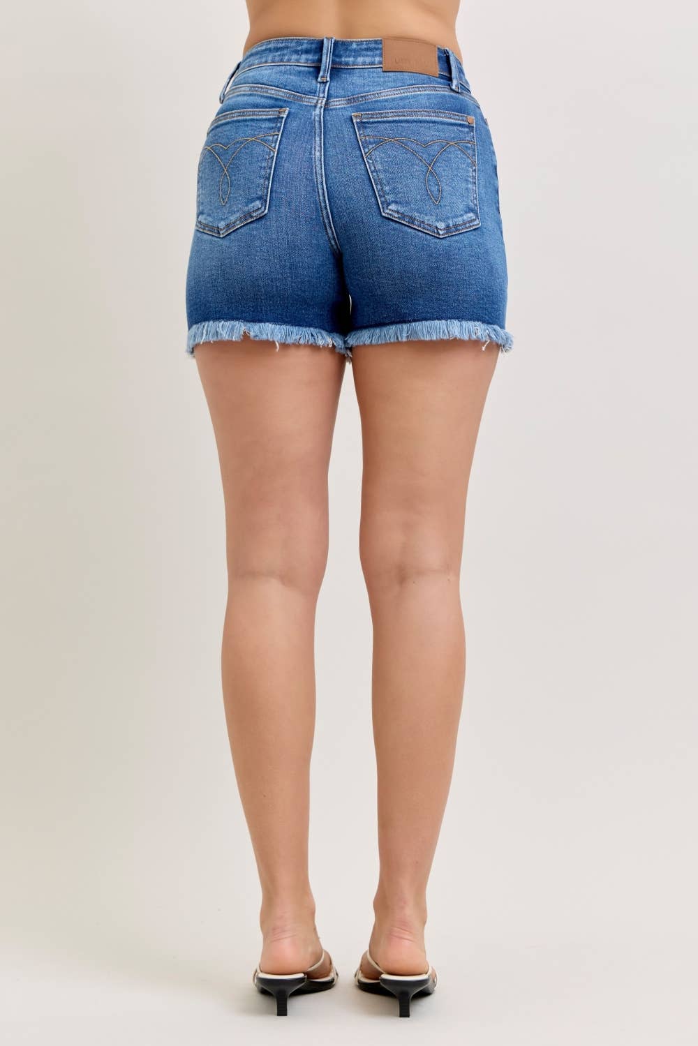 HW Slim Short