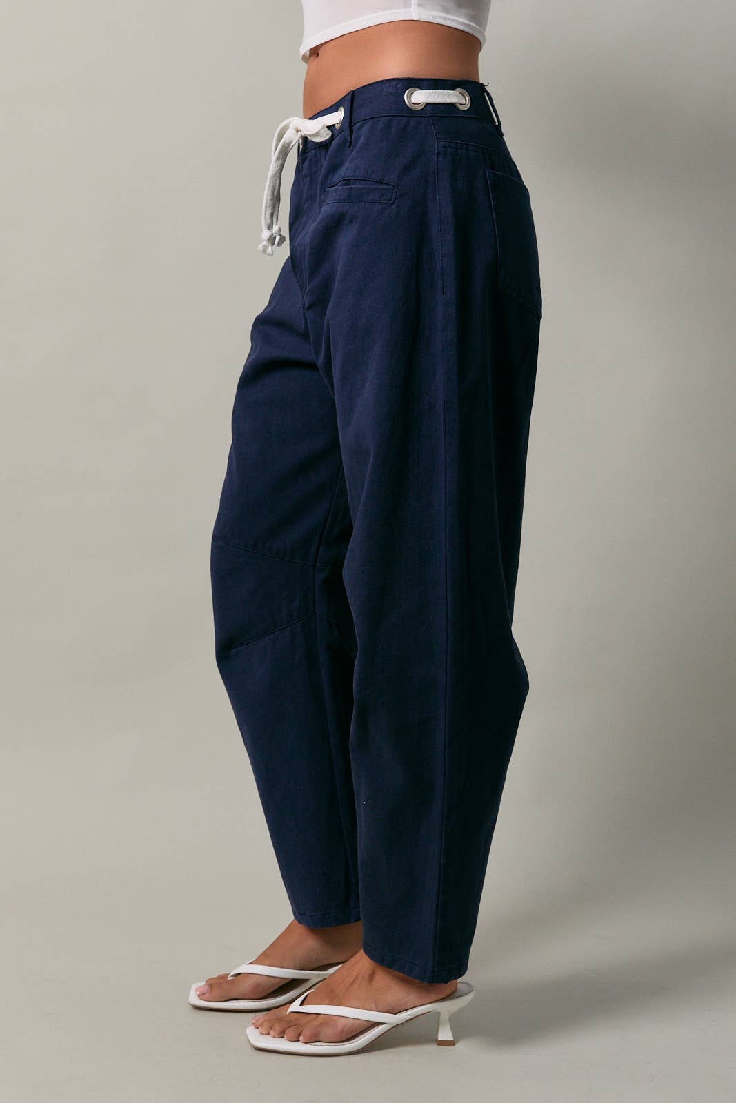 HIGH-RISE EYELET DETAIL BARREL PANTS